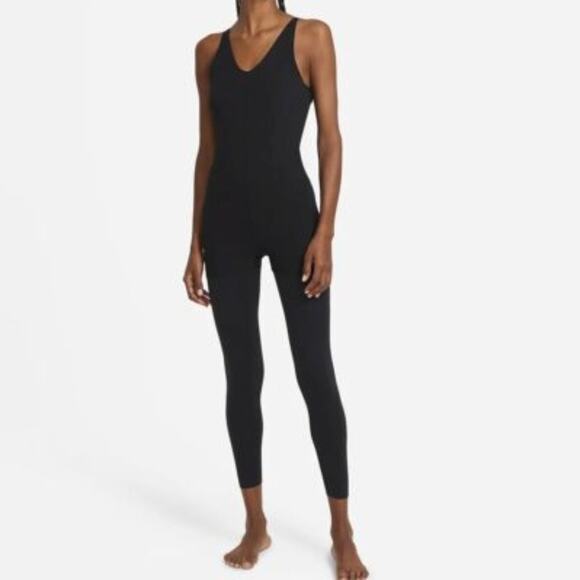 Nike Yoga Luxe Infinalon Layered 7/8 Jumpsuit Black Small - Picture 1 of 10